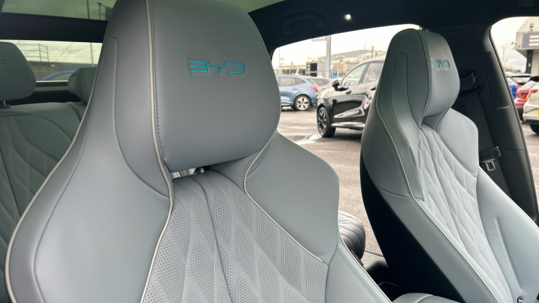 BYD Seal 230kW Design 83kWh 4dr Auto Electric Saloon